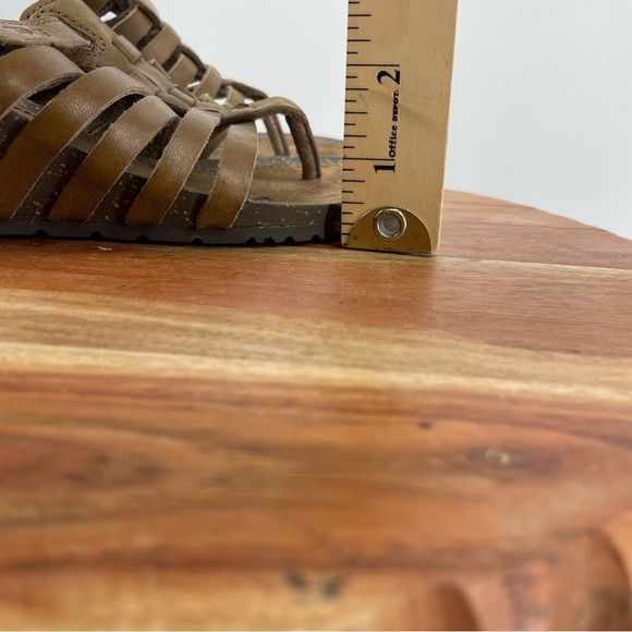 Teva | Cabrillo 3 Wedge Thong Sandal Women's 6 brown green leather 1012149 - Picture 8 of 8